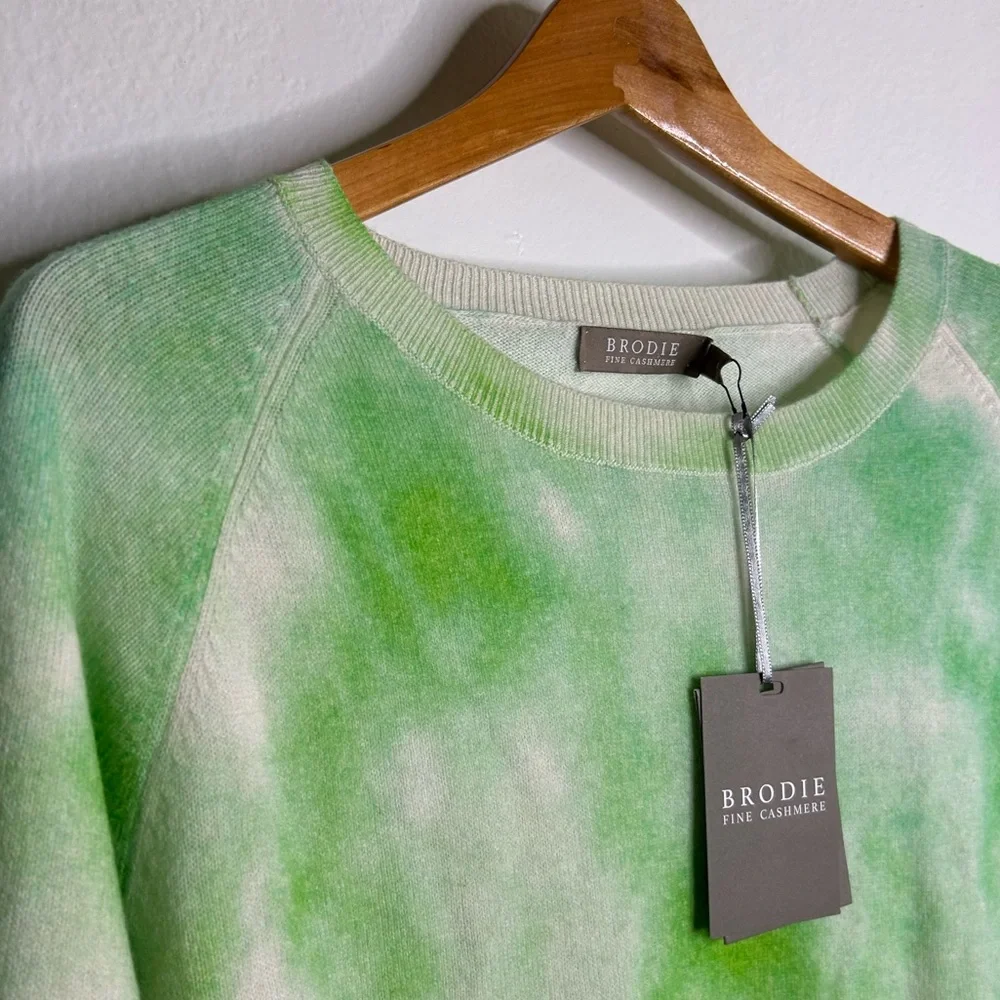 NWT Brodie Cashmere 100% Cashmere Green Tie Dye Multicolor Pullover Sweater